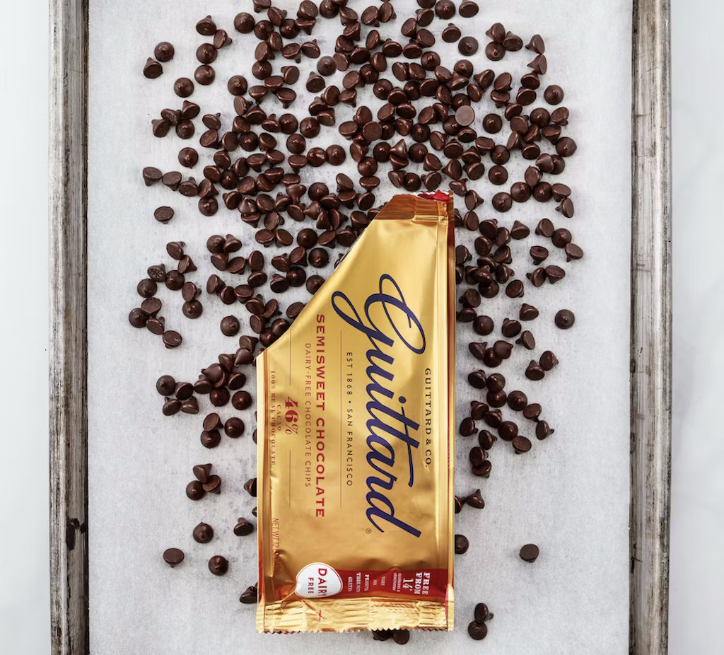 Guittard 46% Semisweet Dark Chocolate Baking Chips Open Lifestyle