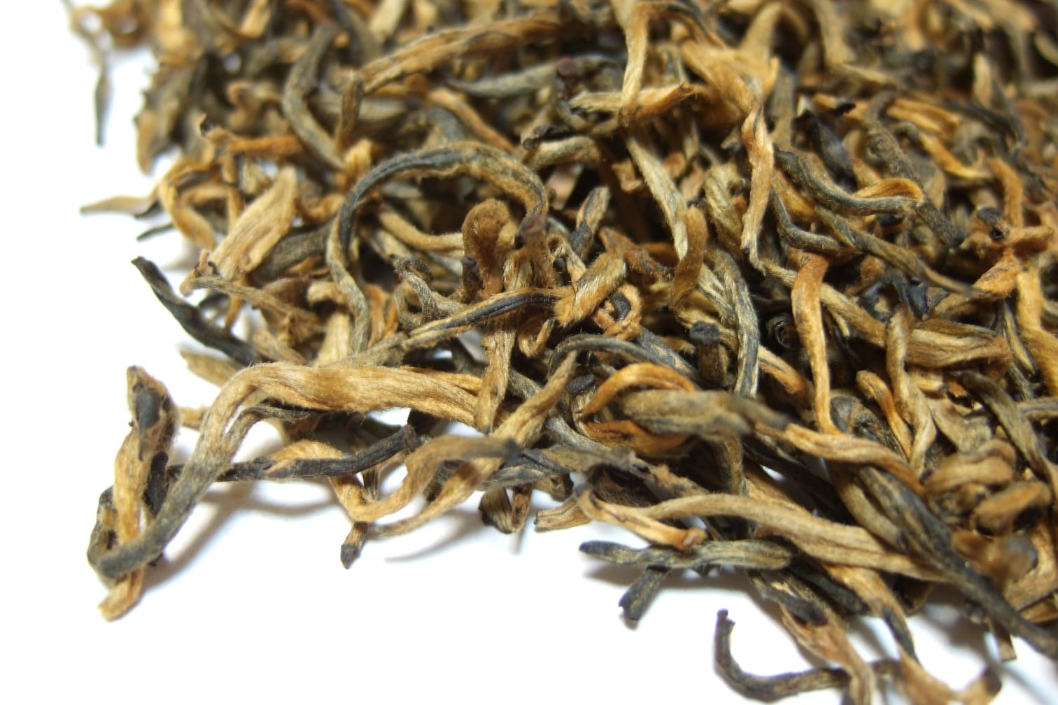Yunnan Tea Leaves-min