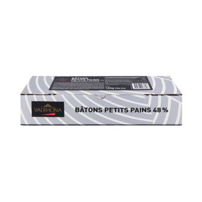 Valrhona 48% Dark Chocolate Baking Bâtons