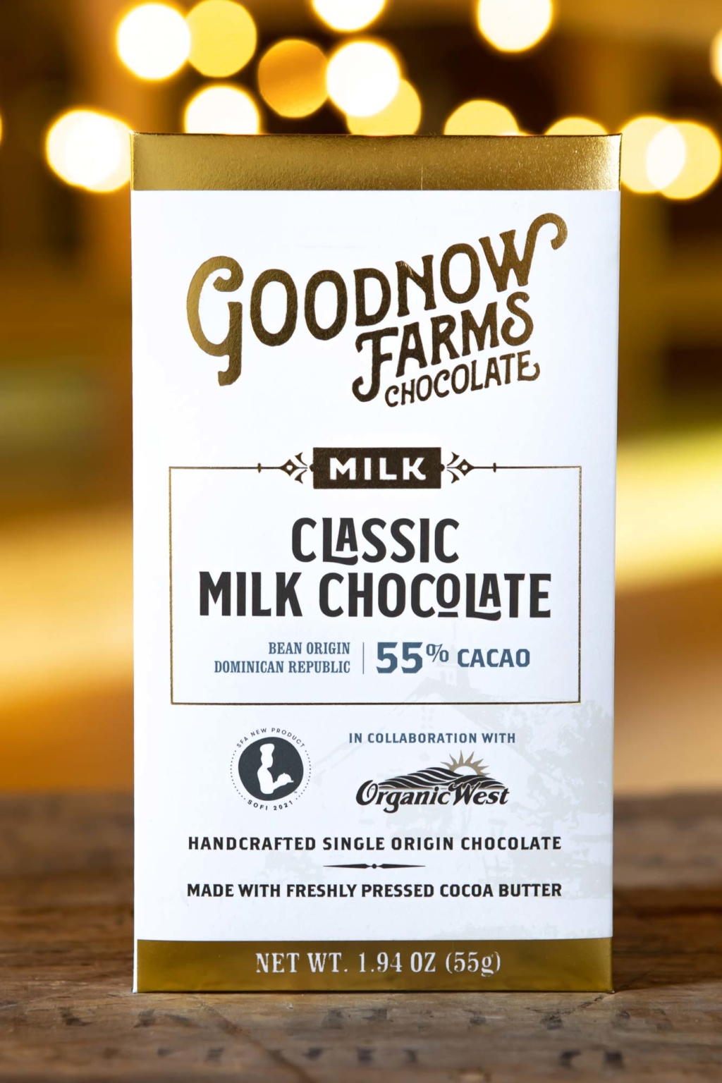 https://worldwidechocolate.com/wp-content/uploads/2021/12/Goodnow-Farms-Dominican-Republic-55-Classic-Milk-Chocolate-Bar.jpg
