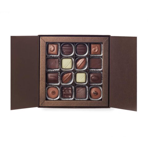 Amedei Le Praline 16 Praline Gold Gift Box | World Wide Chocolate