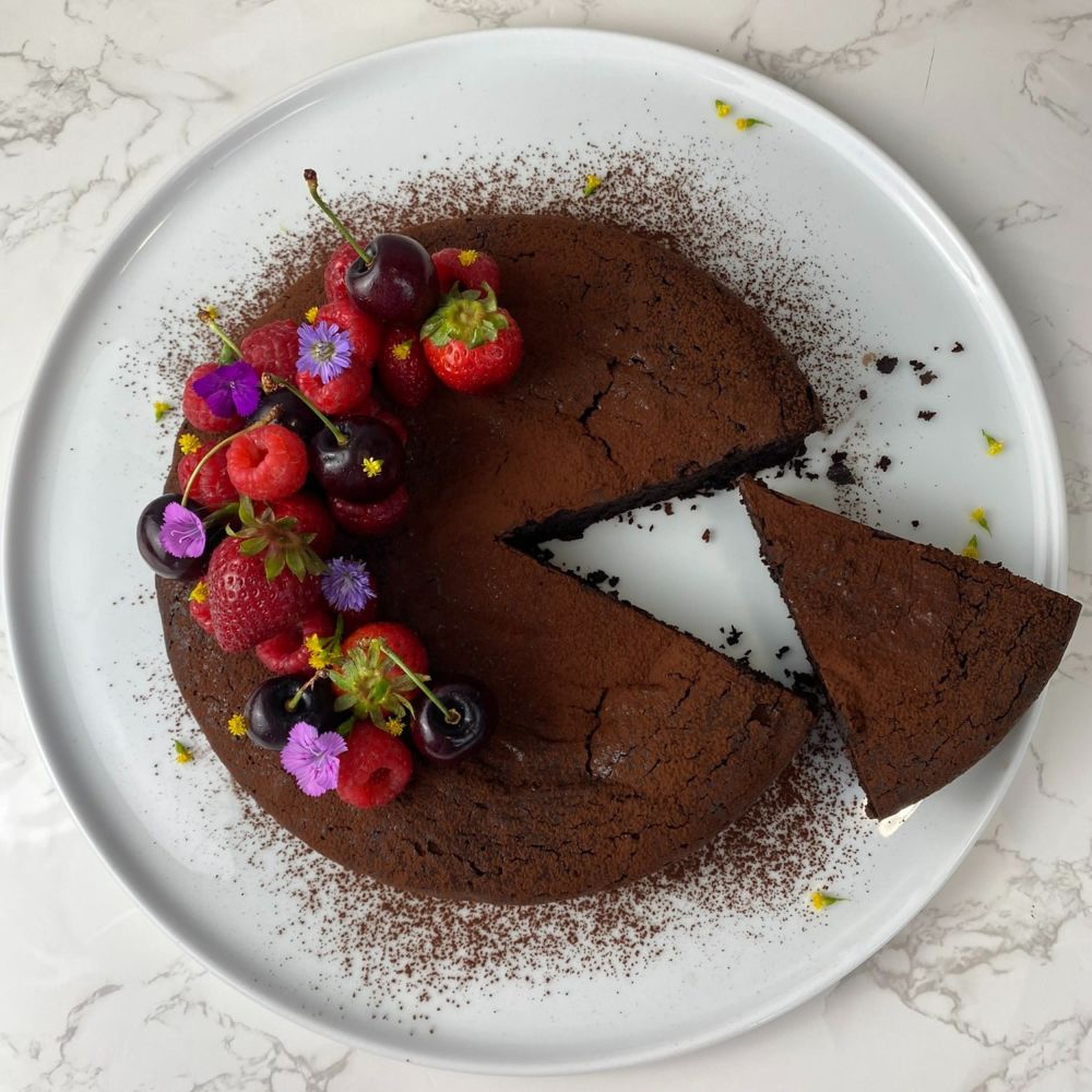 deZaan Flourless Chocolate Cake