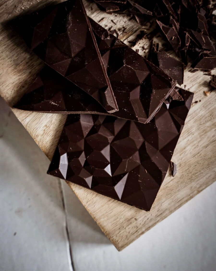 Svenska Kakao Naked Dark Chocolate Bar Lifestyle