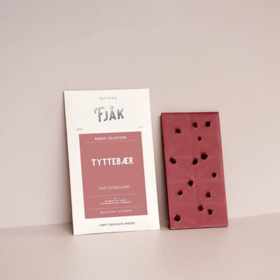 Fjak White Chocolate Bar with Lingonberry