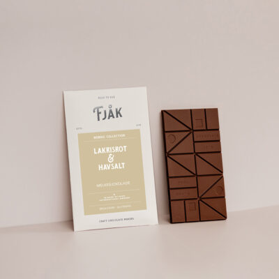 Fjak Lachua Guatemala 50% Milk Chocolate Bar with Licorice Root