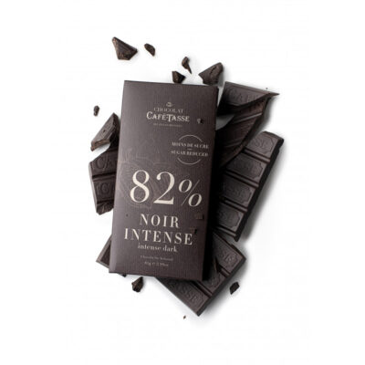 Café-Tasse 82% Dark Chocolate Bar Lifestyle