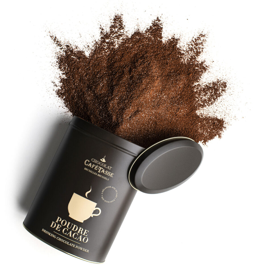 Café-Tasse Drinking Chocolate Powder Tin Lifestyle