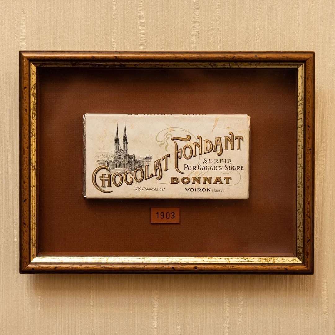chocolat-bonnat-frame-lifestyle