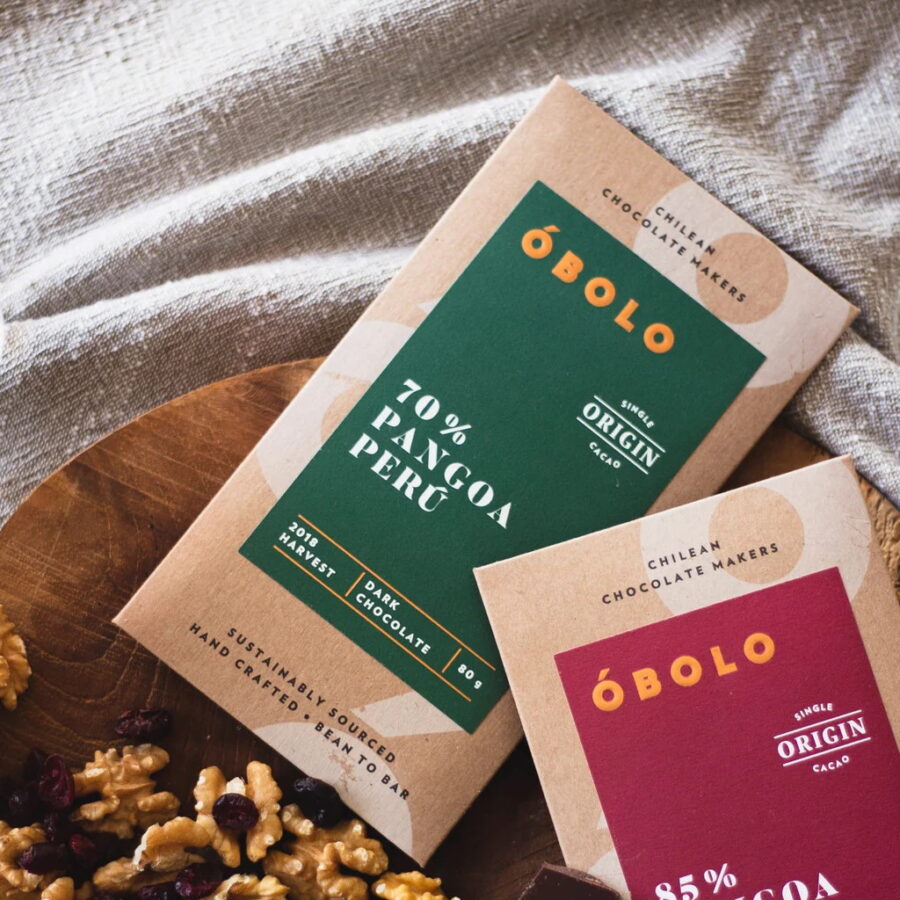 Obolo Pangoa Peru 70% Dark Chocolate Bar Lifestyle