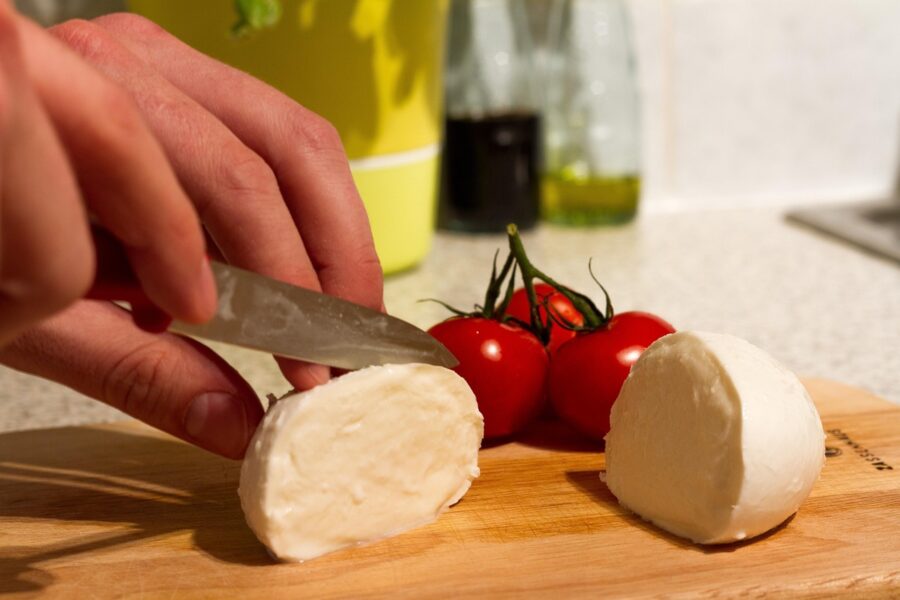 mozzarella cheese lifestyle