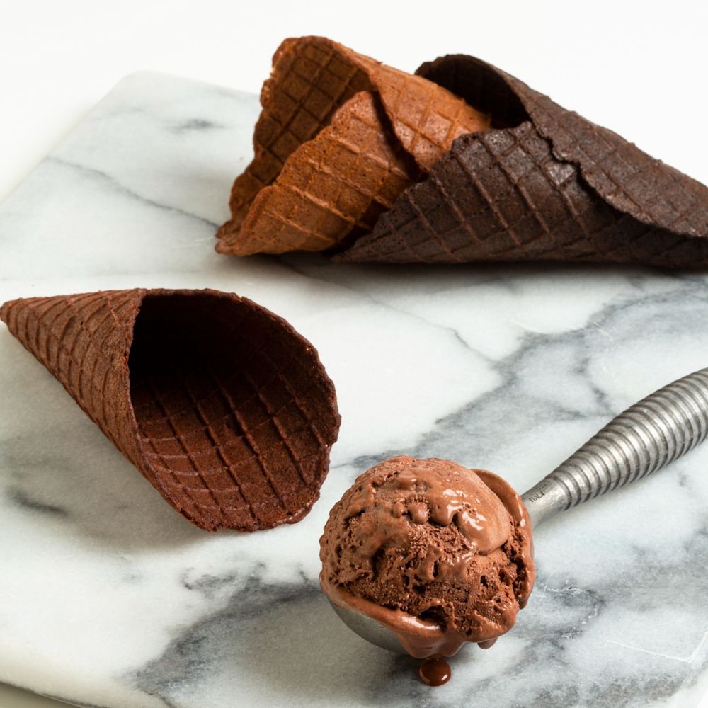 deZaan Cocoa Cashew Sorbet Lifestyle