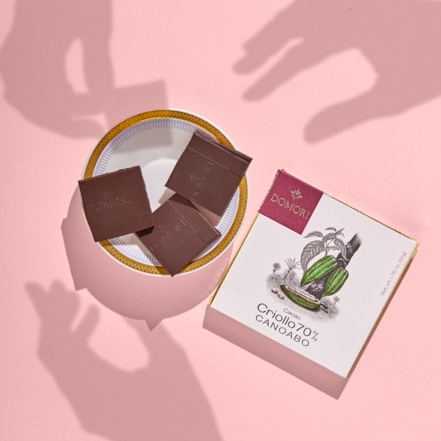Domori Canoabo Venezuela Criollo 70% Dark Chocolate Bar Lifestyle