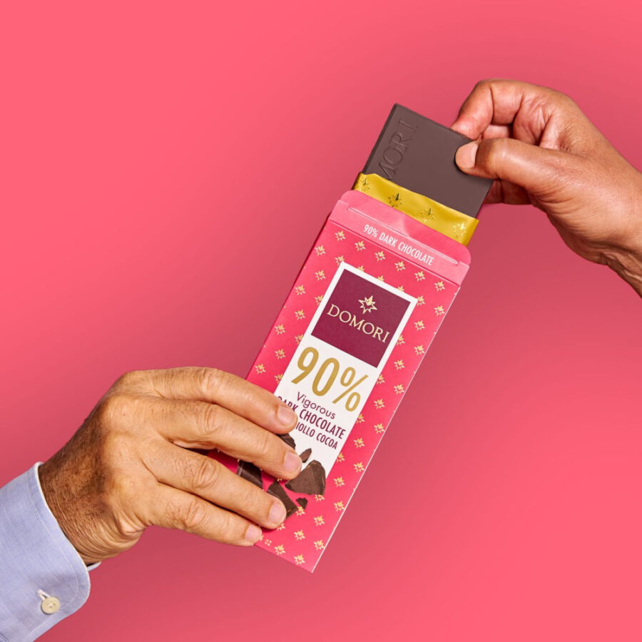 Domori Vigorous 90% Dark Chocolate Bar Lifestyle
