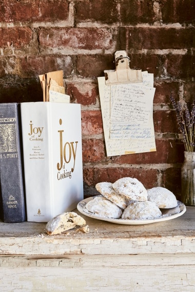 Guittard Grandma Gracie’s Shortbread Cookies