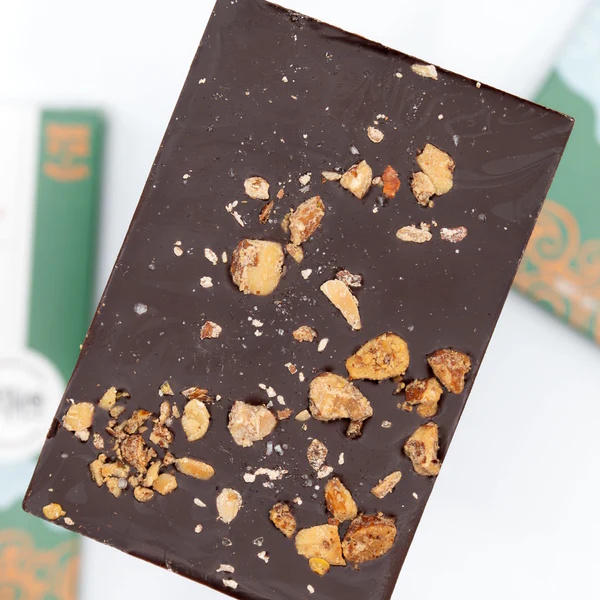 Bixby Chocolate Primo Spiced Almond Dark Chocolate Bar Lifestyle (3)