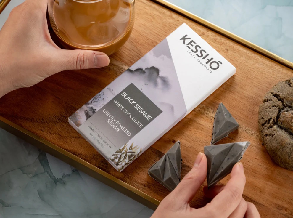 Kessho Black Sesame White Chocolate Bar Lifestyle (2)