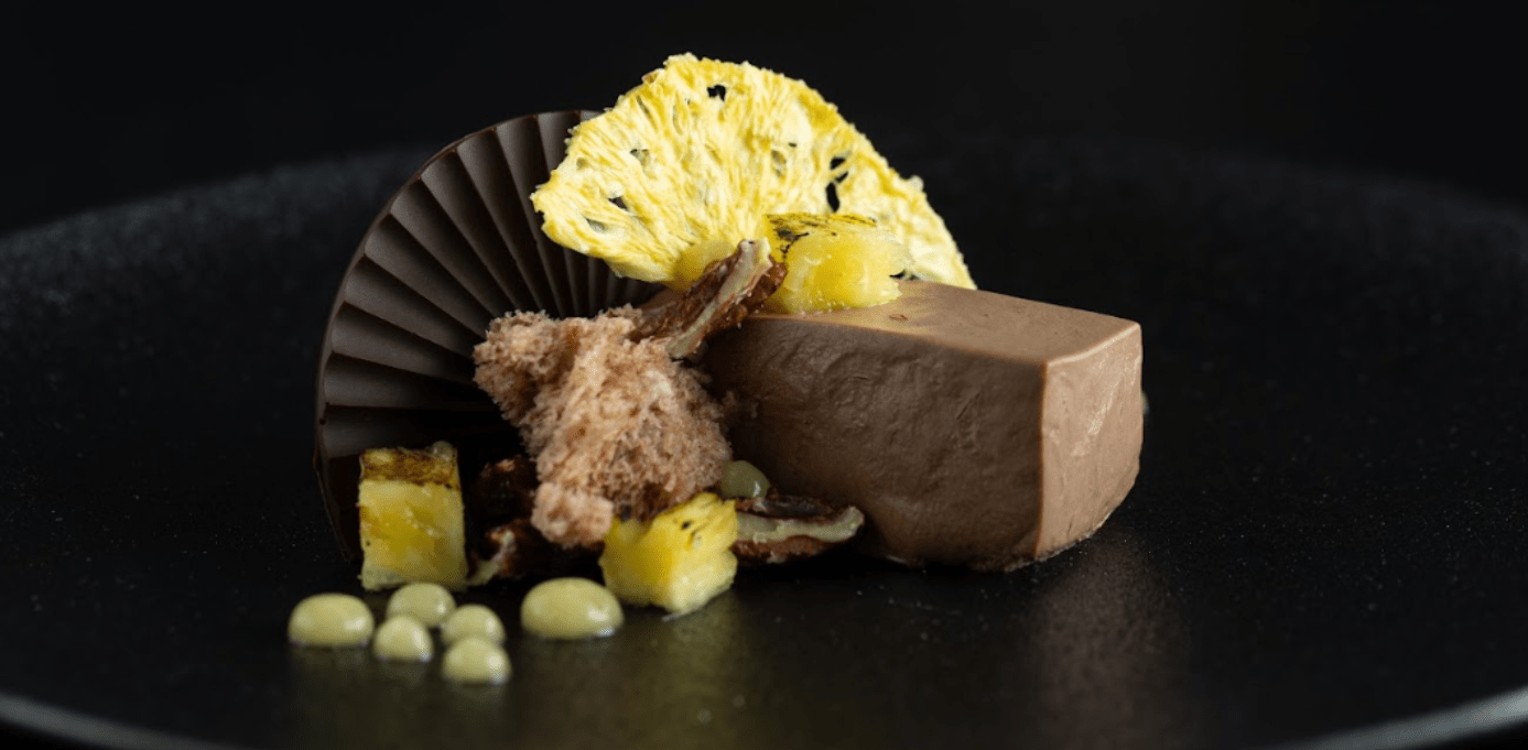 Callebaut Rustic Fleur de Cao Panna Cotta with Pineapple