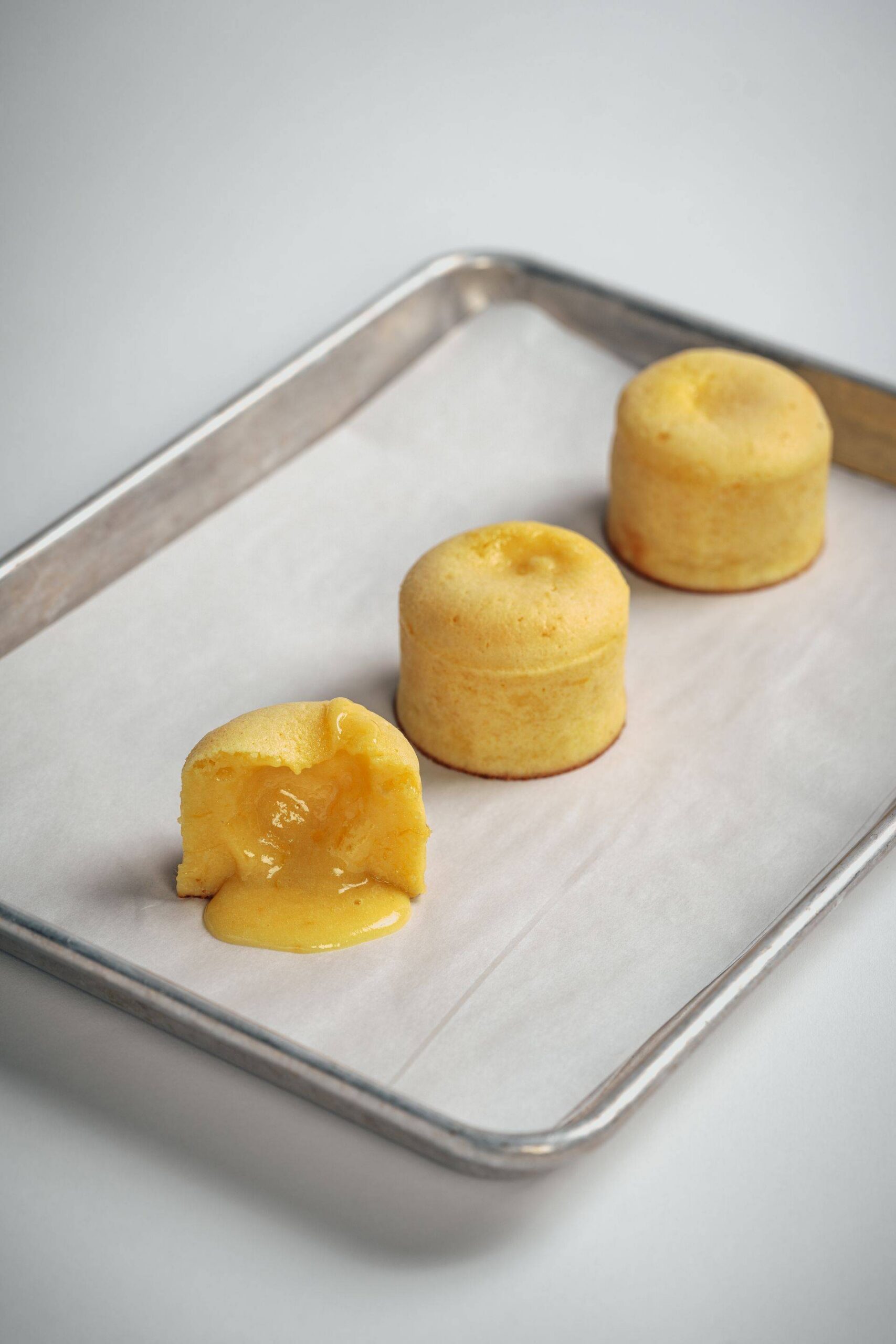 lemon and white chocolate lava cake